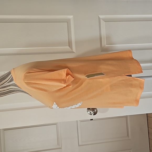 Michael Kors Women Melon color Embellished Logo on the front Tee Shirt Size M - Picture 7 of 11